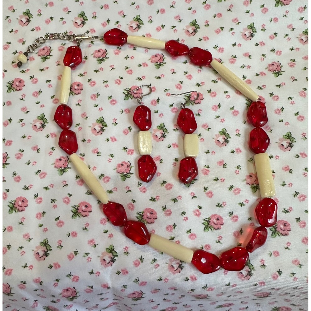 Red Cream Beaded Necklace and Drop Earrings Jewelry Set Silver Tone Adjustable